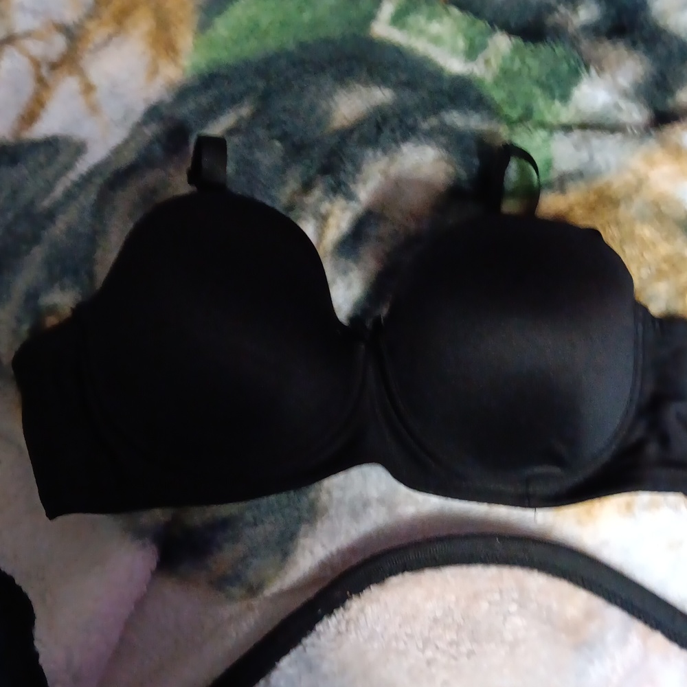 Rue 21 40D bra